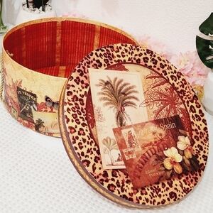 PAMELA Gladding Cheeta/postcard Red Orange Hat Box